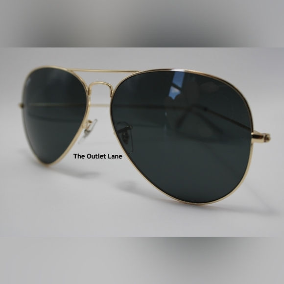 Model Display RayBan Aviator Black Lens Gold Frame RB3025 - Picture 8 of 16